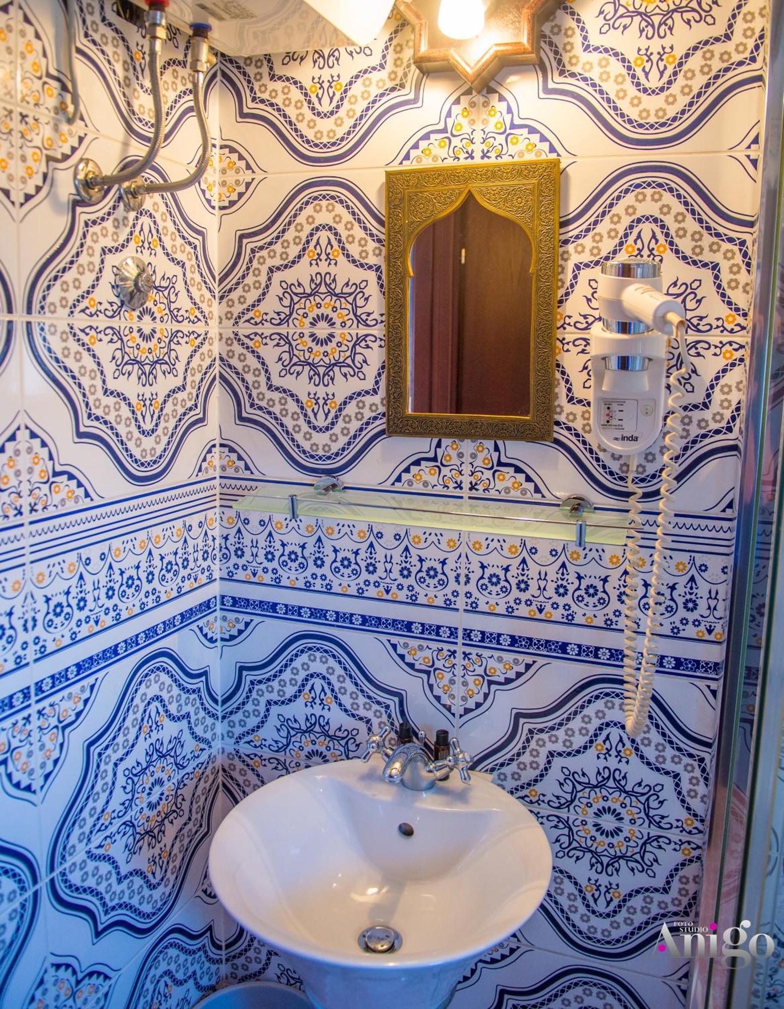 Apartments And Rooms Villa Sulejman 莫斯塔尔 外观 照片